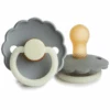 FRIGG Nachtschnuller Daisy French Gray Night/Portobello 0-6 Monate